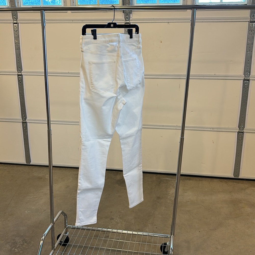 NWOT GAP High Rise Universal Jegging in White 31/12T - Picture 4 of 11